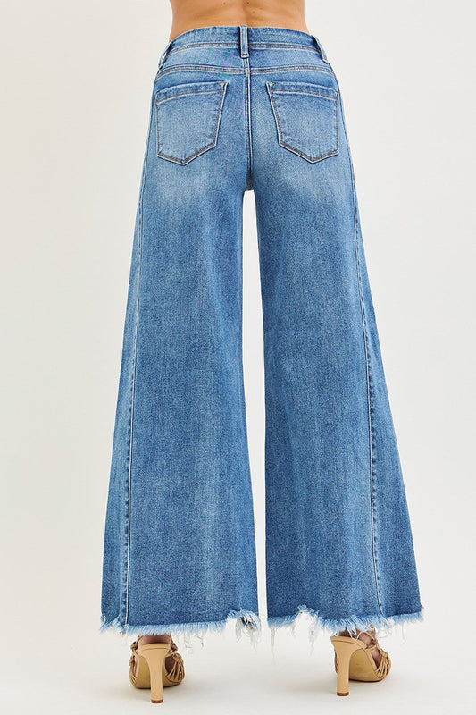 Chatter Med Wash HR Ankle Wide Jeans
