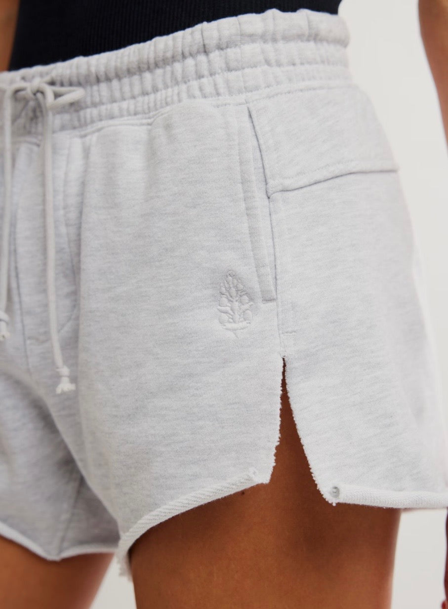 Knockout Short White Heather Grey