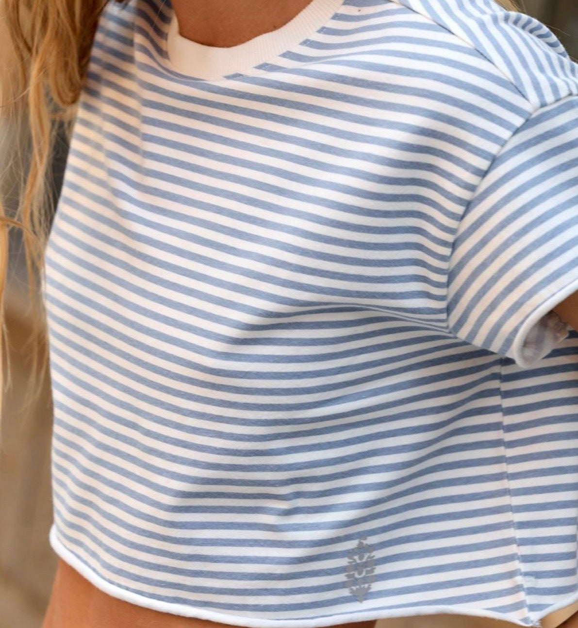 Printed Hot Shot Cropped Tee Slate/White