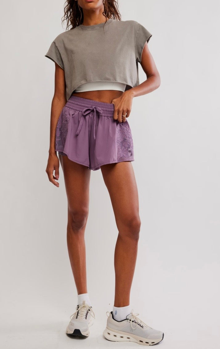 Hot Shot Cropped Tee Pewter