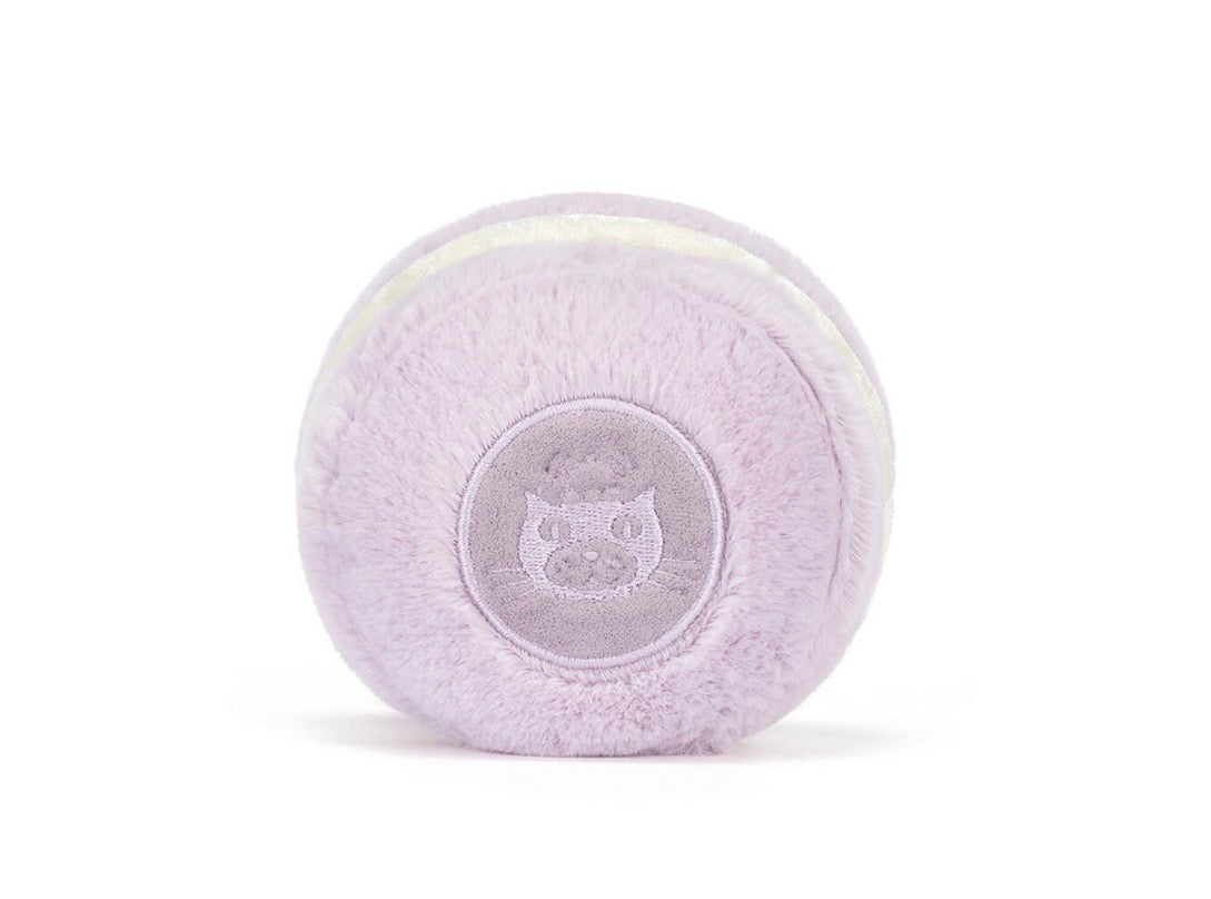 Amuseables May Macaron