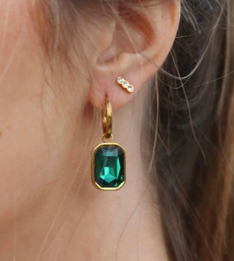 Screwback Stud Earrings - Poppy