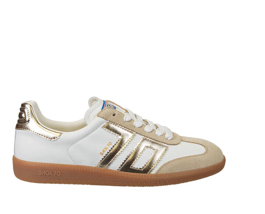 CLOUD in BEIGE Sneakers