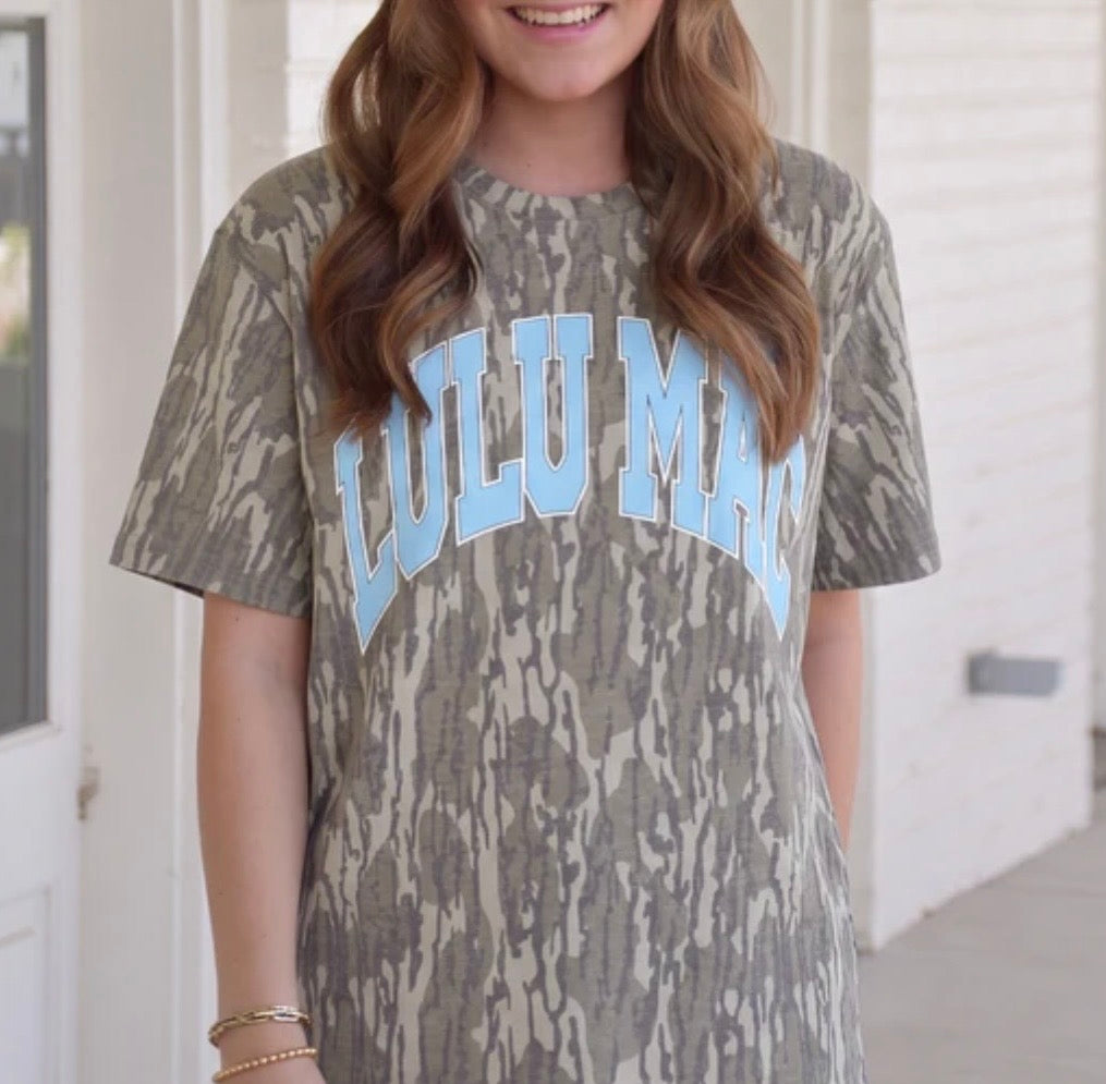 Lulu Mac Mossy Oak Bottomland Print Tee w/Light Blue