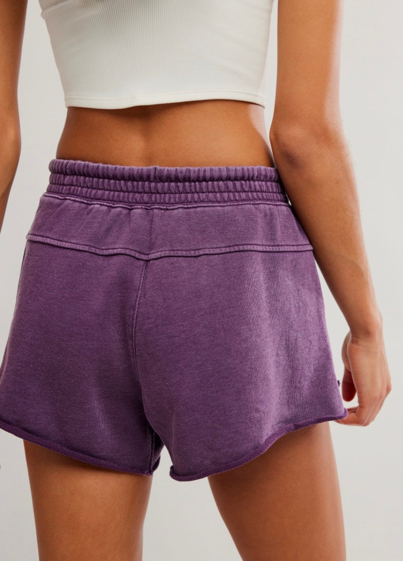 Knockout Short Blackberry
