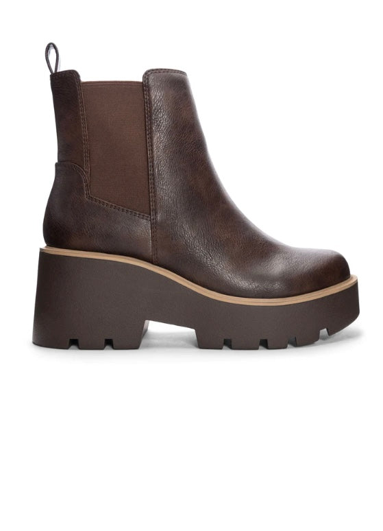 DL Rabbit Smooth Brown Boot