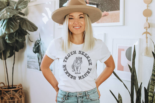 Truth Seeker Graphic Tee | Tiger Retro