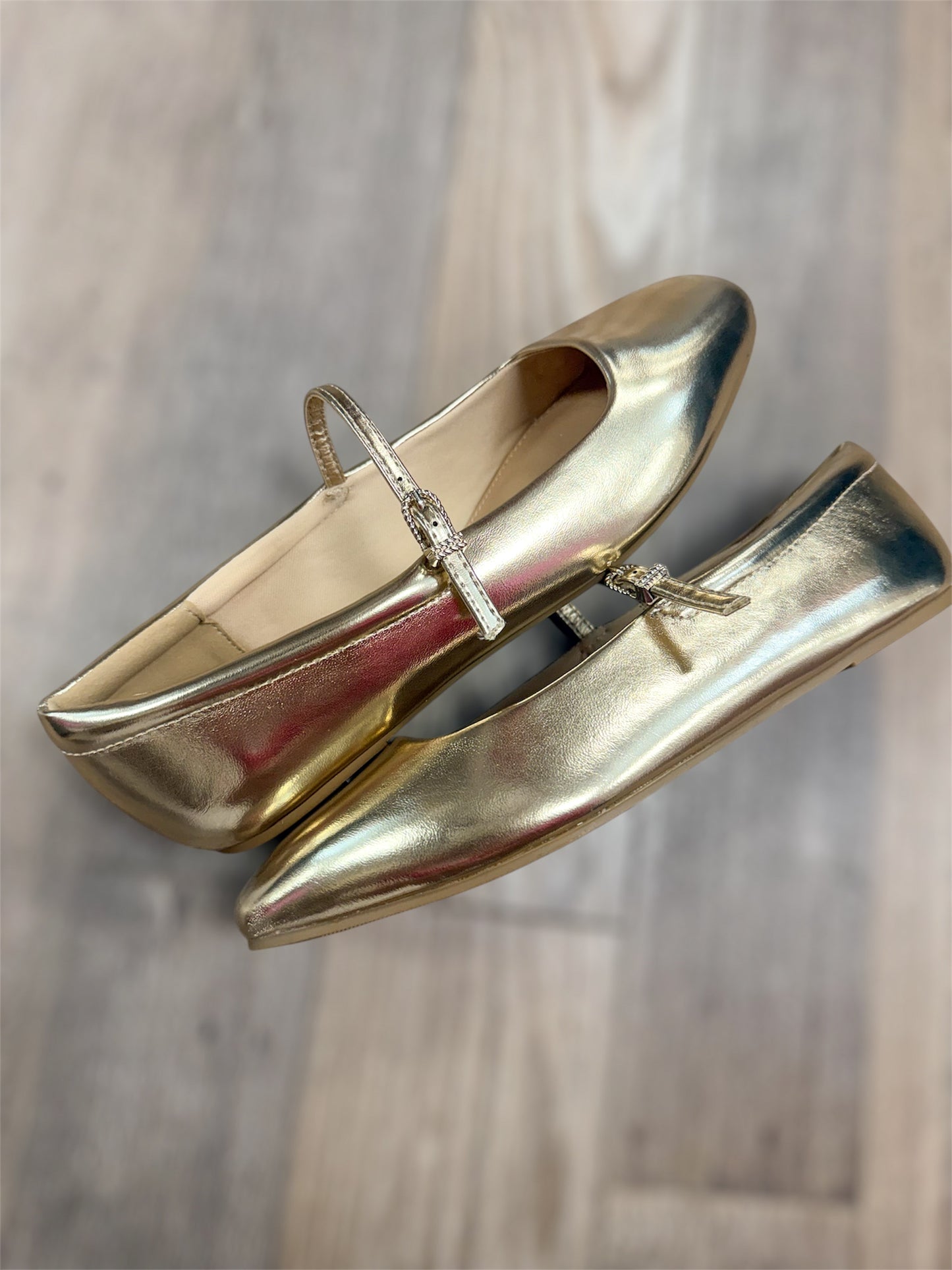 Kiana Gold Ballet Flats