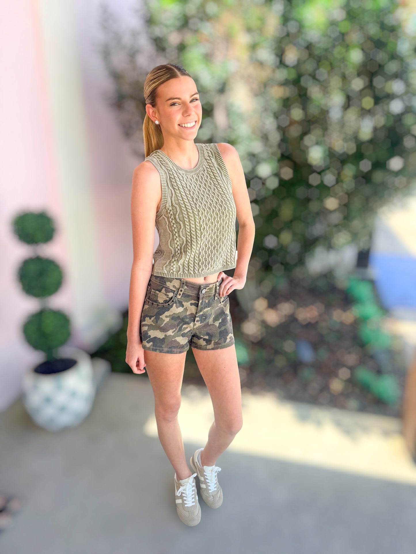 Hidden Camo MR Grommet Shorts