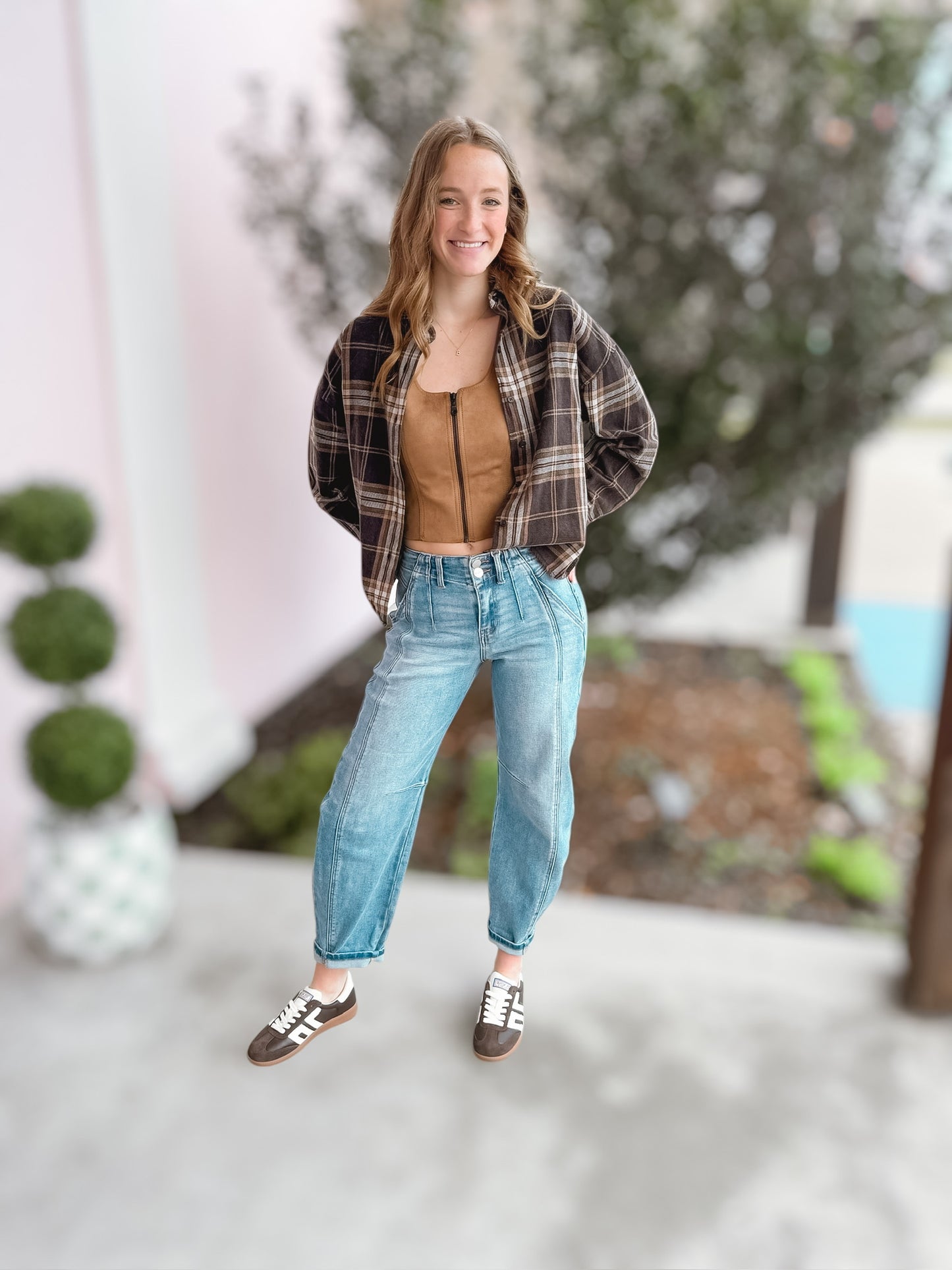 Ankler Slouchy Barrel Cuffed Denim