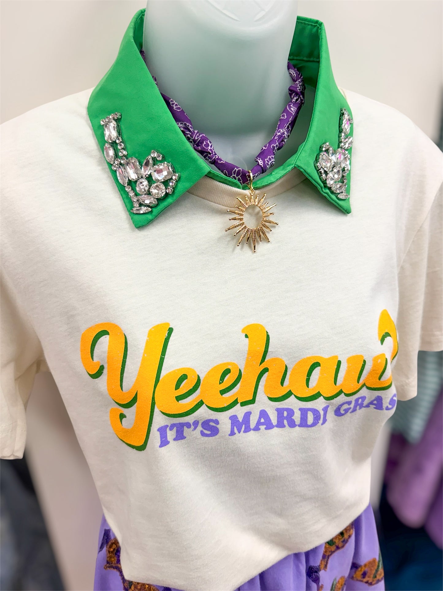 Finishing Touch Kelly Green Rhinestone Collar