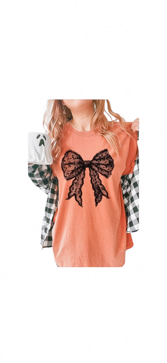 Lace Ribbon Vintage Graphic Oversized Tee Yam