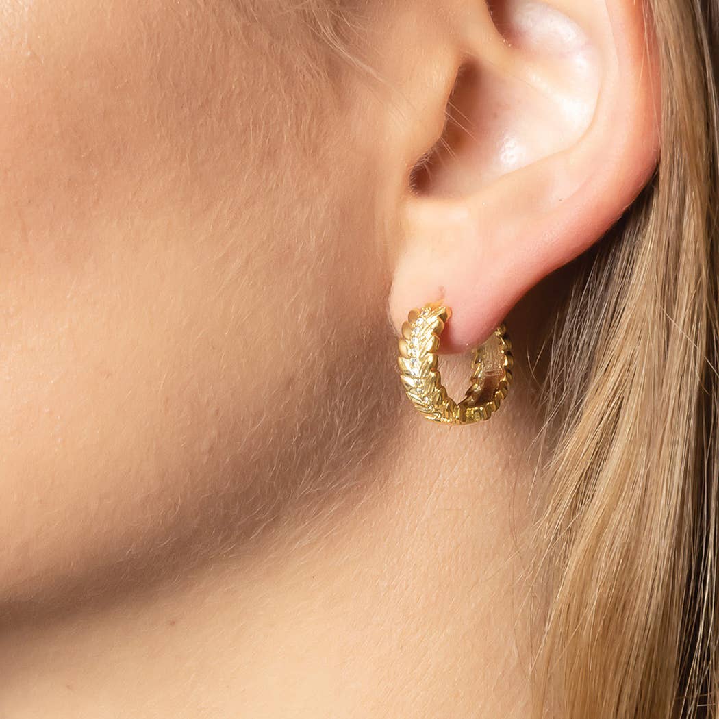 14K Gold-Dipped Wreath Hoop Earring