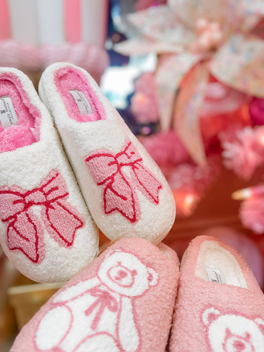 PF Doorbuster #8 Pink Bear Slippers