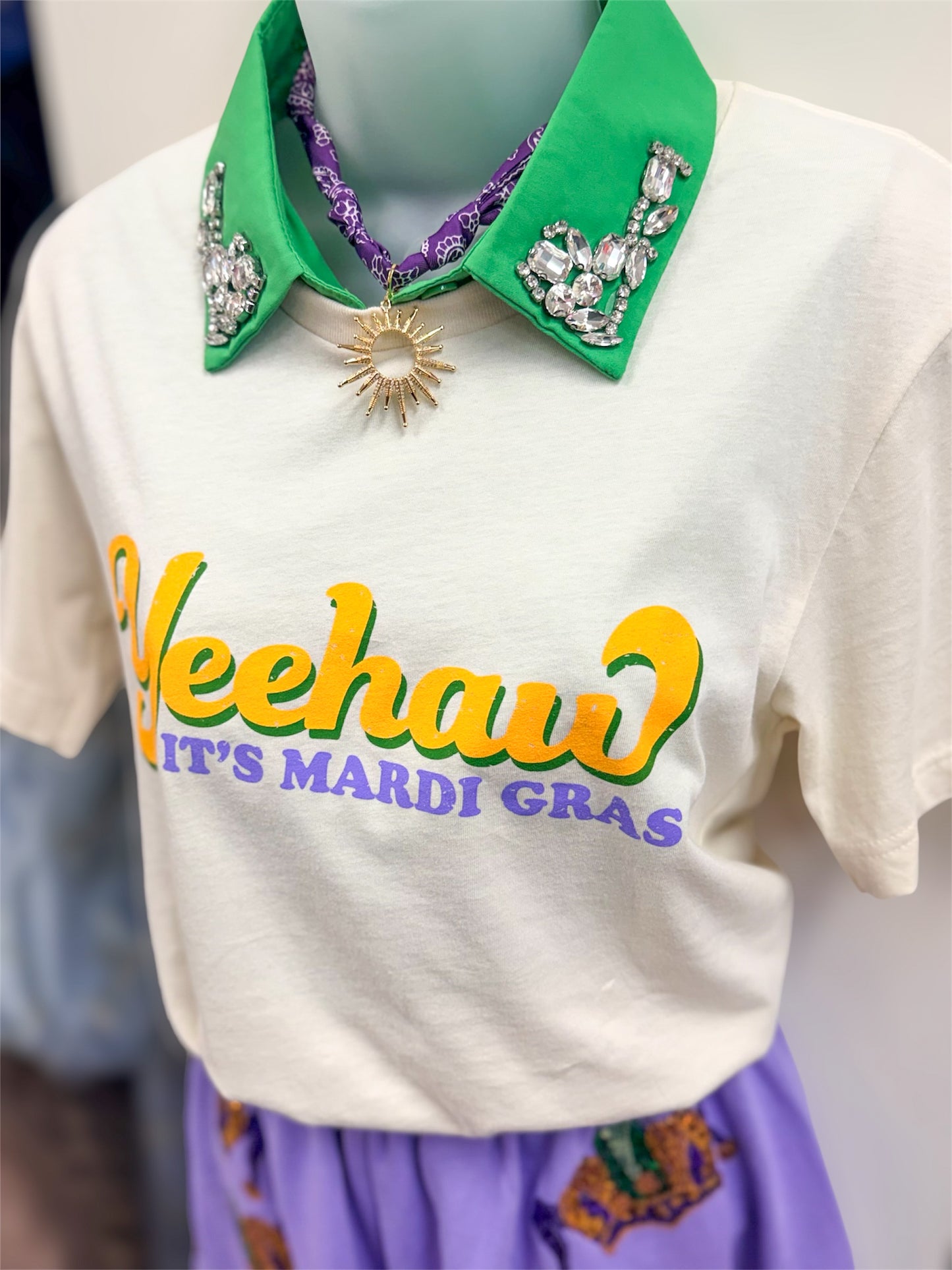 Finishing Touch Kelly Green Rhinestone Collar