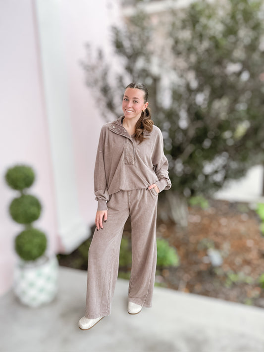 Mocha Quarter In A Snap Sweatshirt