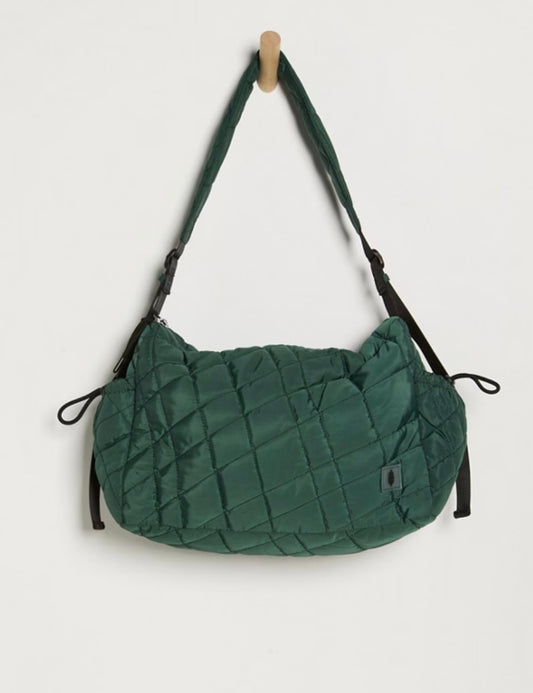 Off The Path Carryall Evergreen
