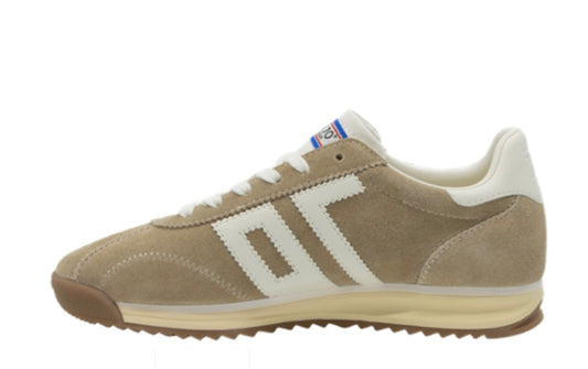 Runner in Tan Back 70 Sneakers