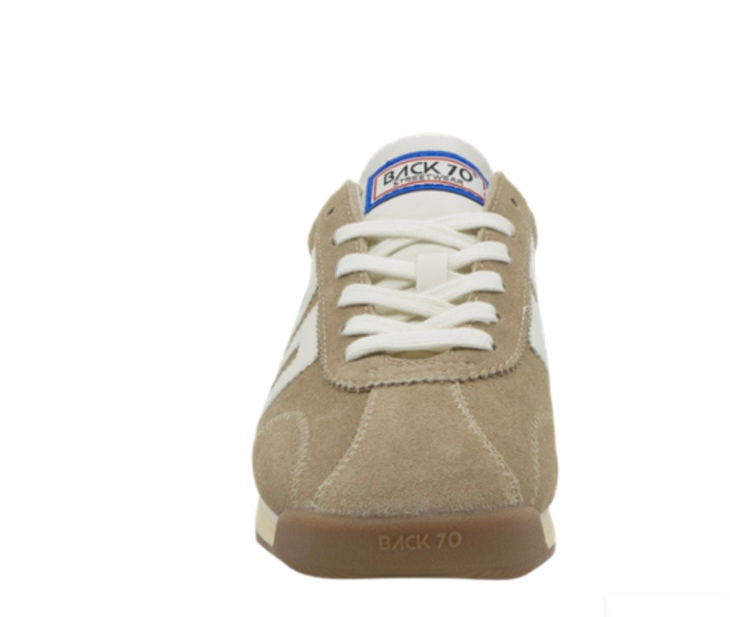 Runner in Tan Back 70 Sneakers