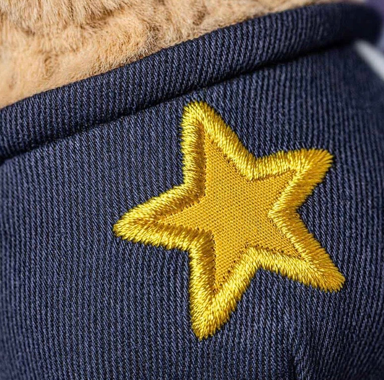 Amuseables Peanut Star Student Outfit