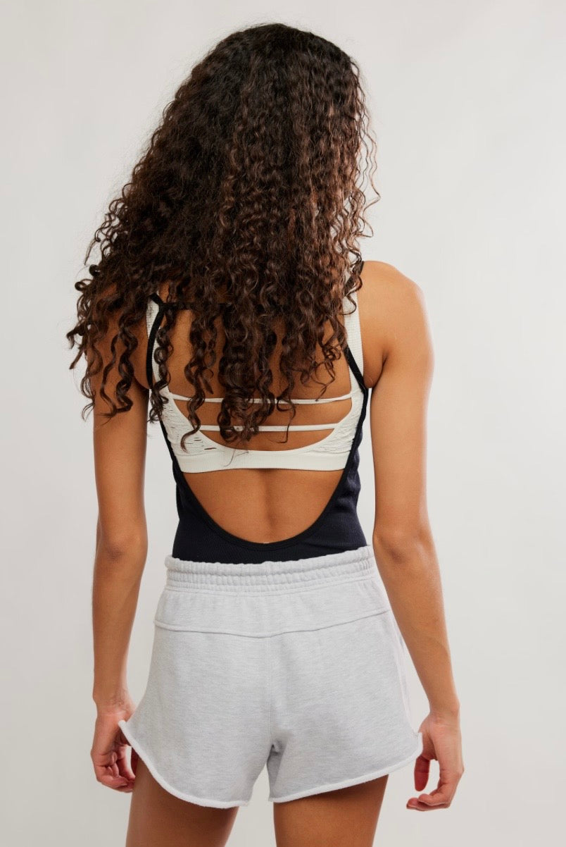 Knockout Short White Heather Grey