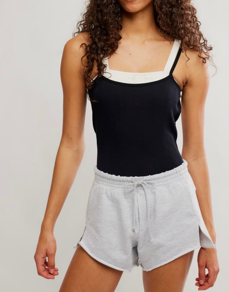 Knockout Short White Heather Grey