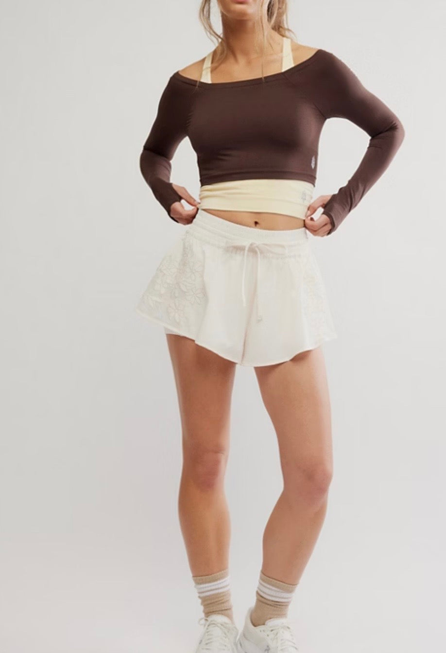Wild Bloom Short Ivory