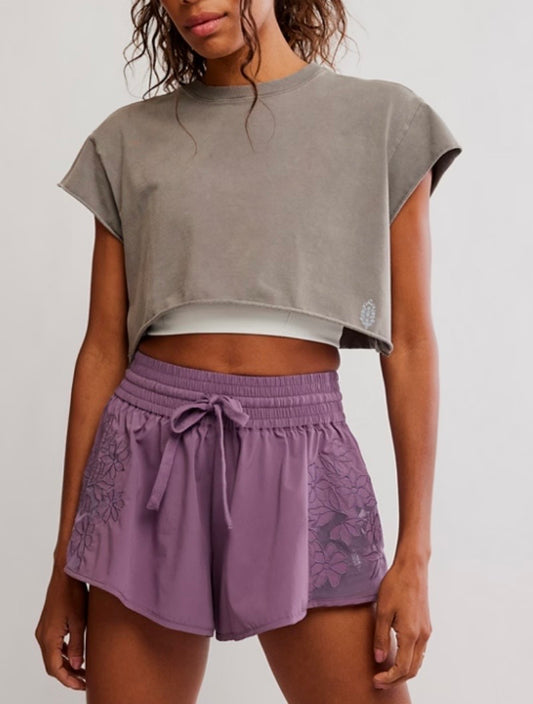 Hot Shot Cropped Tee Pewter