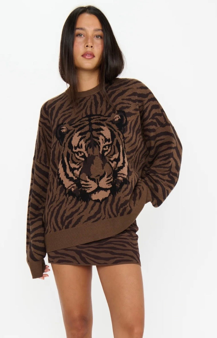 Seasons Sweater Wild Tiger Graphic Knit