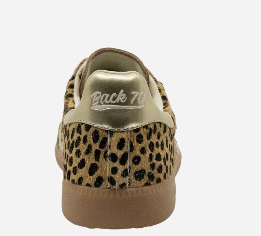 Cloud W26 in Leopard Gold Sneakers
