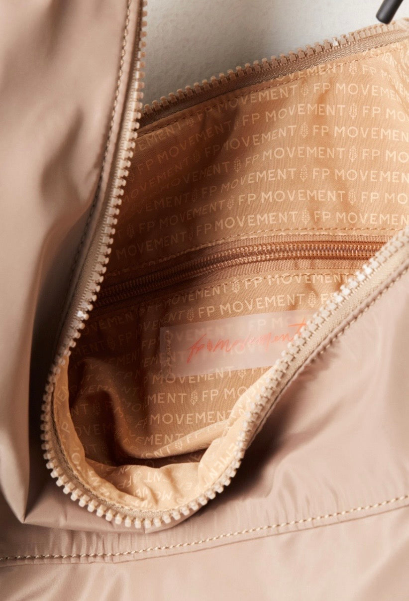 Freestyle Cinched Tote Sandy