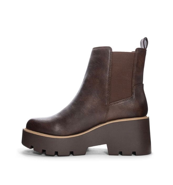 DL Rabbit Smooth Brown Boot