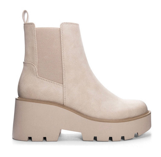 DL Rabbit Nubuck Taupe Boot