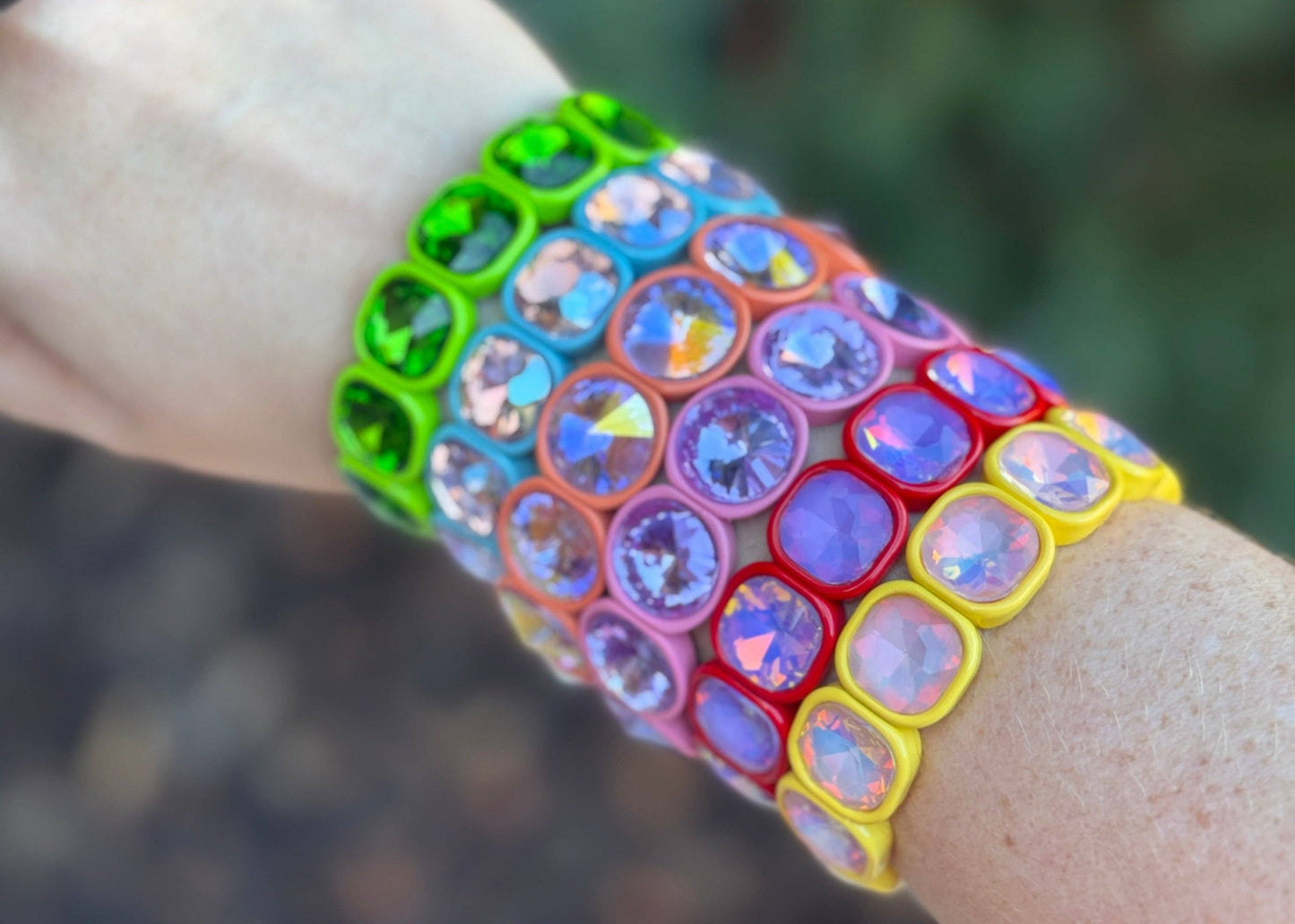 Enamel Stretch Bracelet - Rounded Gems - Elise - Multi Color